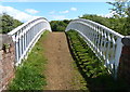 Footbridge along the Oxford Canal in CV21 1TF