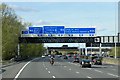 London Orbital Motorway (M25) approaching Colnbrook Interchange in UB7 0EE