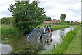 Clearing weed from the Chesterfield Canal in DN10 4FG