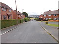 Hopton Drive - looking towards Hopton Lane in WF14 8HU
