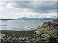 Small seaweed covered bay on am Ploc - the Plock of Kyle in IV40 8DB