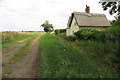 Thatched cottage by the bridleway in MK44 3UE