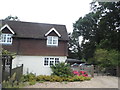 Cottage on Vicarage Hill, Roundstreet Common in RH14 0AL