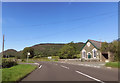 Bus stop and chapel at Rhyd Sarn in Llanuwchllyn Community