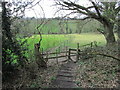 Path leading towards Cowley from Dronfield Woodhouse in S18 7SD
