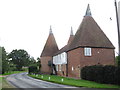 The Roundels & The Square Oast, Gatehouse Farm, Hunton Road, Marden in TN12 9RA