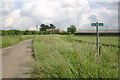 Footpath by Lower Blackgrove Farm in HP18 0QB