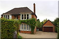 #36 Cumnor Hill with detached garage in OX2 9NG