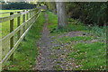 Footpath near Warfield in RG42 6AT