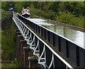 Narrowboat crossing the Edstone Aqueduct in B95 6DW