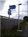 Signpost, Loanhead railway paths in EH20 9SR