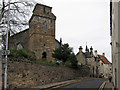Kirk Wynd and Kirkcaldy Old Kirk in KY1 1JD
