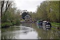Approaching Roydon Lock in CM19 5EF