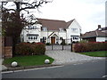 Large house on The Ridgeway (B157) in EN6 4BD