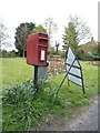 Elizabeth II postbox on Main Road, Filby in NR29 3HD