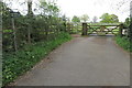 Footpath to Finmere in MK18 4AJ