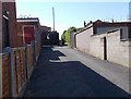 Footpath - Westbourne Avenue in LS25 1NB