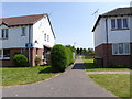 Footpath between houses on Lanyards Close in BN16 3TQ