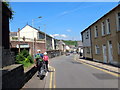 Cilgant Aberfan / Aberfan Crescent in CF48 4QN
