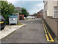 Southbourne: footpath H02 from Chestnut Avenue in BH6 3LJ