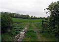 Entrance to field next to the Grantham Canal in NG13 0GH