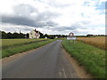 Entering Thelnetham on the C637 Hopton Road in IP22 1JW