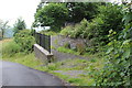 Entrance to footpath, Heol Tynewydd in NP12 1DA