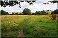 Public footpath to Widford, Oxon in OX18 4DU