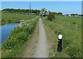 Union Canal towpath towards Falkirk in FK2 0TT