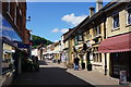 High Street, Dursley in GL11 4LW