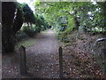 Bridleway between Snow Hill and West Park Road in RH10 3HP