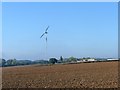 Solitary wind turbine on a hill above Epperstone in NG14 6AE