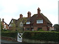 Houses on Saighton Lane in CH3 6EG