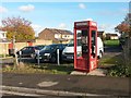 Highworth: telephone box in The Knowlands in SN6 7JX