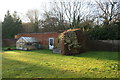 Outbuilding and greenhouse at Ipsden Heath Farm in OX10 6RD