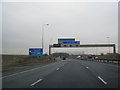M62 eastbound nearing Ferrybridge Services in WF8 2FJ