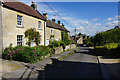 Cottages in Monkton Farleigh in BA15 2QJ