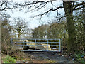 Blocked gateway off Galley Lane in EN5 4RA