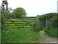 Field entrance and footpath off Tanworth Road in B95 5NW