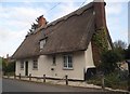 Thatched cottage on Stores Hill, Dalham in Dalham