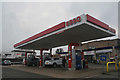 Dunstable : Esso Petrol Station in LU5 4JE