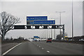 St Albans City and District : M1 Motorway in AL3 7AG