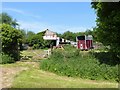 Ruined barn and horsebox in SN11 0NX