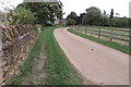 Track to Astrop Park Farm in OX17 3QG