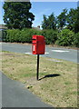 Elizabeth II postbox on Evenwood Lane, Evenwood in DL14 9QH