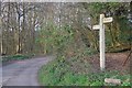 Unusual Fingerpost on Footpath 127_124 in CO7 7TW