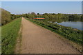 Path along the end of Daventry reservoir in NN11 2PJ