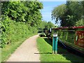 Narrowboat moorings on the Oxford Canal in OX5 1NZ