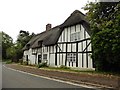 Thatched cottage on Gladdon Ways in Glatton
