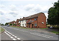 Houses on Radlett Road (A5183) in AL2 2DZ